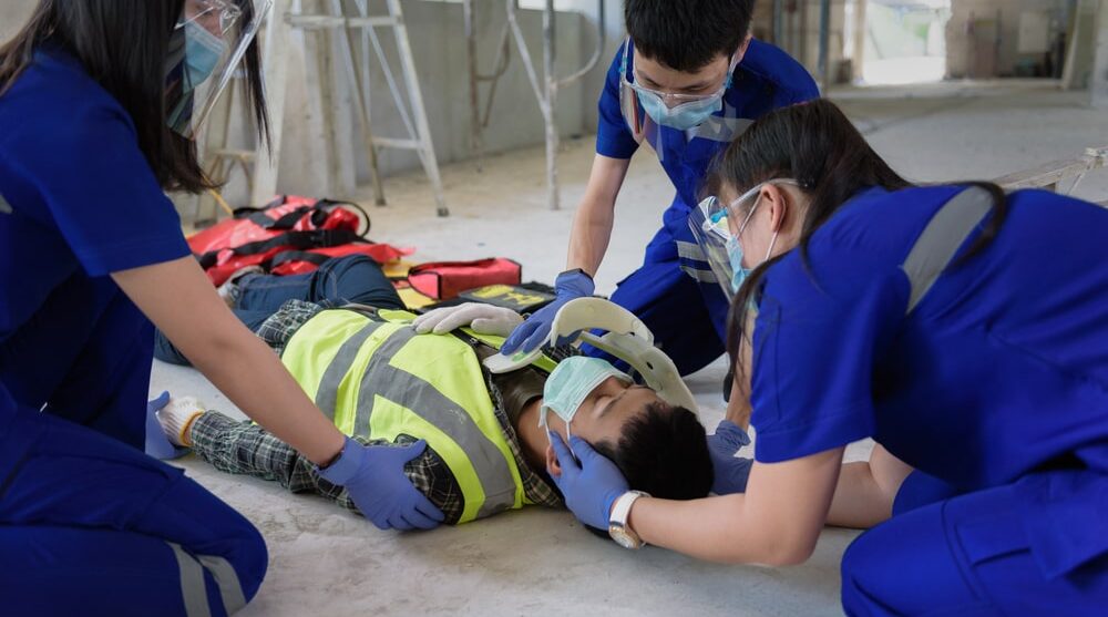 Workplace First Aid Empowering Safety and Preparedness - Manometcurrent