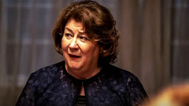 Margo Martindale as Elizabeth Guthrie